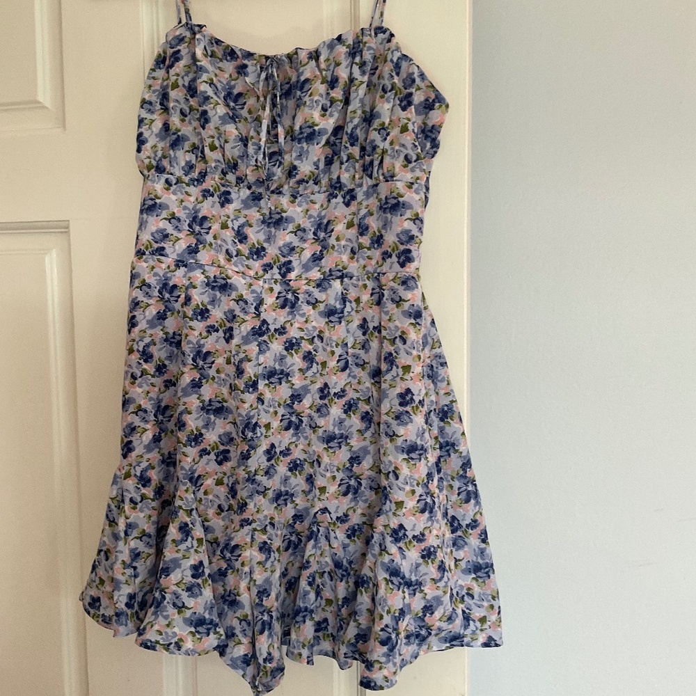 Adorable Trixxi Romper Size S